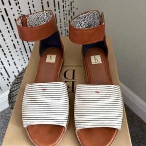 Ellen Degeneres Brown and White Striped Sandals